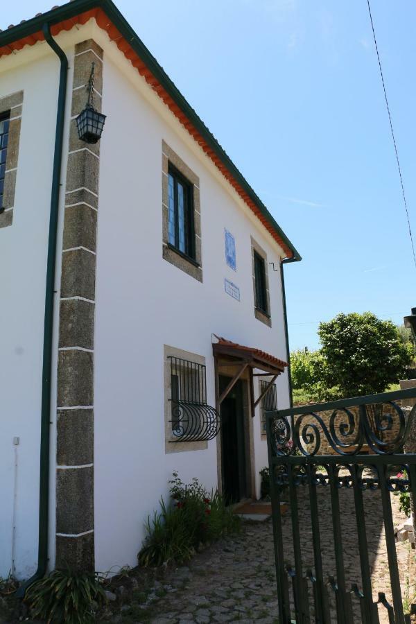 Villa Solar dos Avós Sabrosa Exterior foto